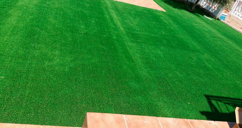 Babycesped instalació gespa artificial